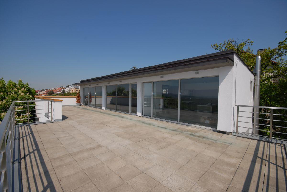 River View Residence Bratislava Exterior photo