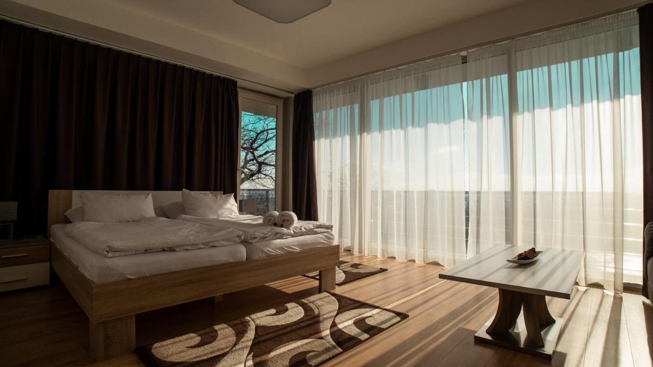 River View Residence Bratislava Exterior photo