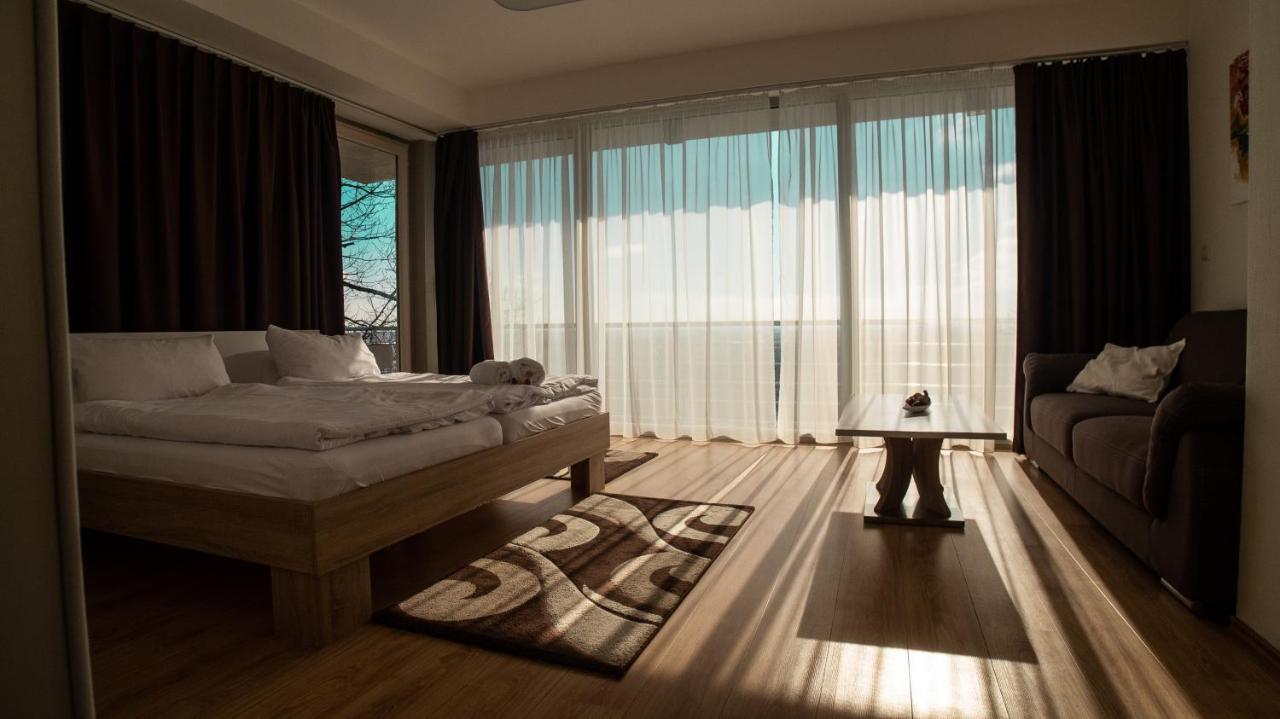 River View Residence Bratislava Exterior photo