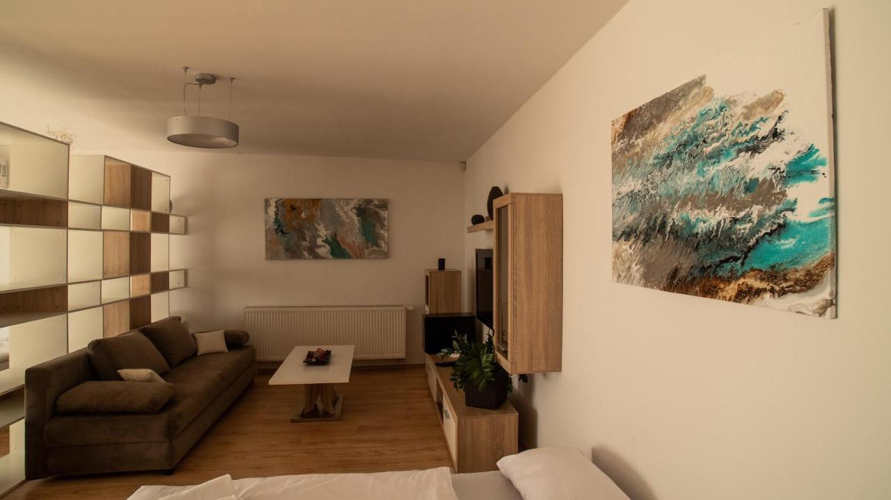 River View Residence Bratislava Exterior photo